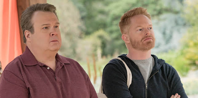 4:35 AM: Modern Family | E4 | 11/6 2025