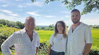 3:00 PM: Escape to the Country (S27) | BBC One Cambridgeshire | 10/20 2026