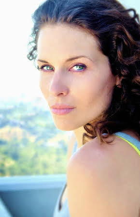 Holly Elissa as Lelia