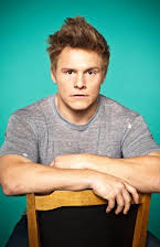 Tony Cavalero som 