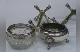 Antiques Road Trip, Season 1: Philip Serrell and Charles Hanson, Day 2