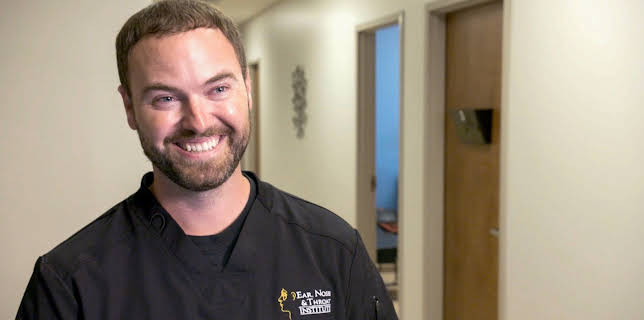 23:20: Stuck (S1 E2) (S1) | TLC | 12/14 2025