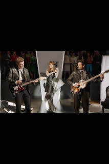 10:55: Los pequeños asesinatos de Agatha Christie: años 50 (T1): Ep.23 Melodía mortal | COSMO | 3/27 2026