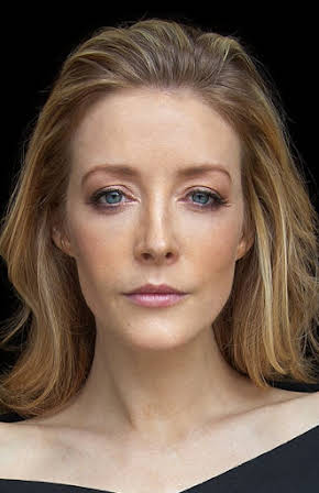 Jennifer Finnigan as 