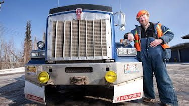 8:20 AM: Ice Road Truckers (S3 E3) (S3) | ITV4 | 10/31 2026
