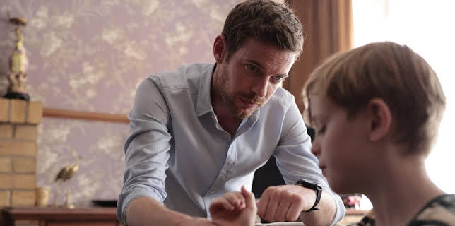 01:50: Simon Becketts: Die Chemie des Todes (1/6) | Das Erste | 12/21 2025