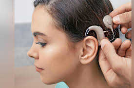 Electrical Engineering for Everyone: Electronics in Medicine and Safety