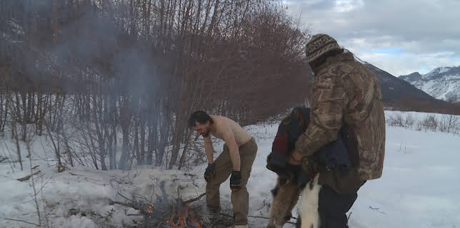 23:00: Edge of Alaska (S2 E1) (S2) | Animal Planet | 1/11 2026