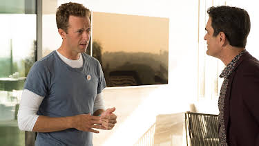 4:00 PM: Modern Family | E4 | 6/17 2026