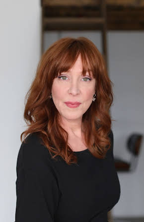 Sonya Cote as Rhonda Bissey