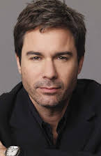 Eric McCormack como Scott Hawkes