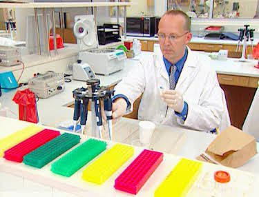 01:15: Medical Detectives - Geheimnisse der Gerichtsmedizin | VOX | 5/1 2026