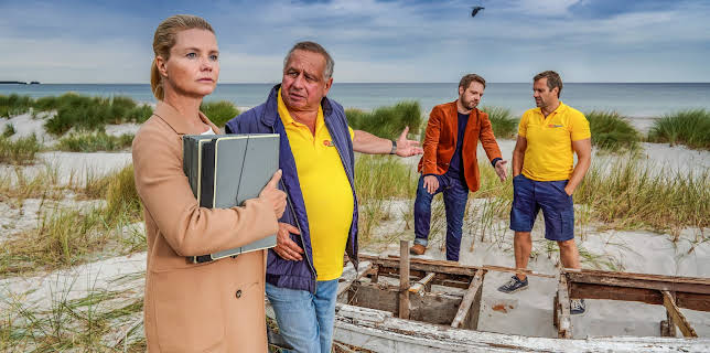 16:00: Ella Schön - Die nackte Wahrheit | 3SAT | 11/22 2025