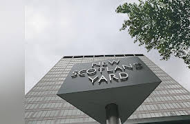 Secrets of Britain: Season 1: Secrets of Scotland Yard