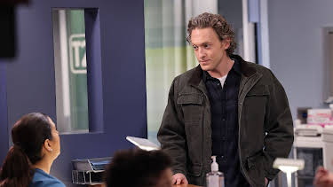 18:20: Chicago Med (S8 E20) (S8) | Viasat Series | 4/21 2026