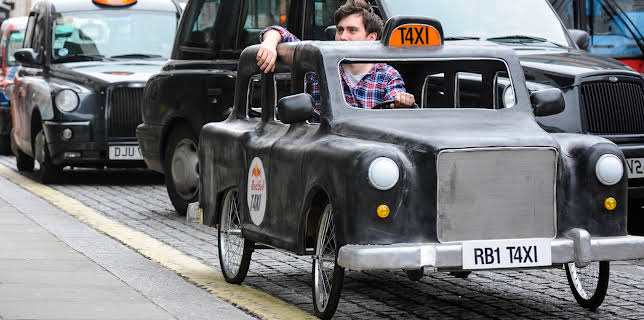11:00 AM: Red Bull Soapbox Race 2015: London (S1 E1) (S1) | Dave | 12/13 2025