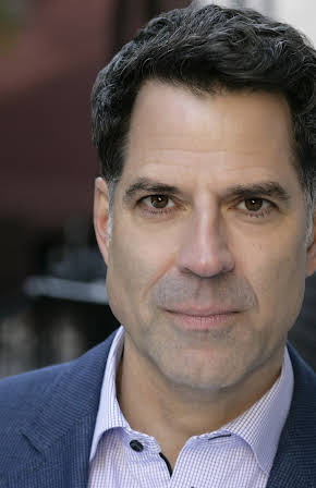 Christopher Innvar as 