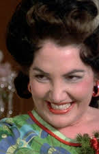 Laura Waterbury as Female Cop