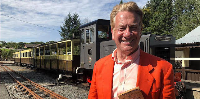 10:55: Documental  Grandes Viajes Ferroviarios Por Gran Bretaña | LA 2 | 11/19 2025