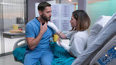 3:00 AM: New Amsterdam (S5 E4) (S5) | 5 Select | 12/25 2025
