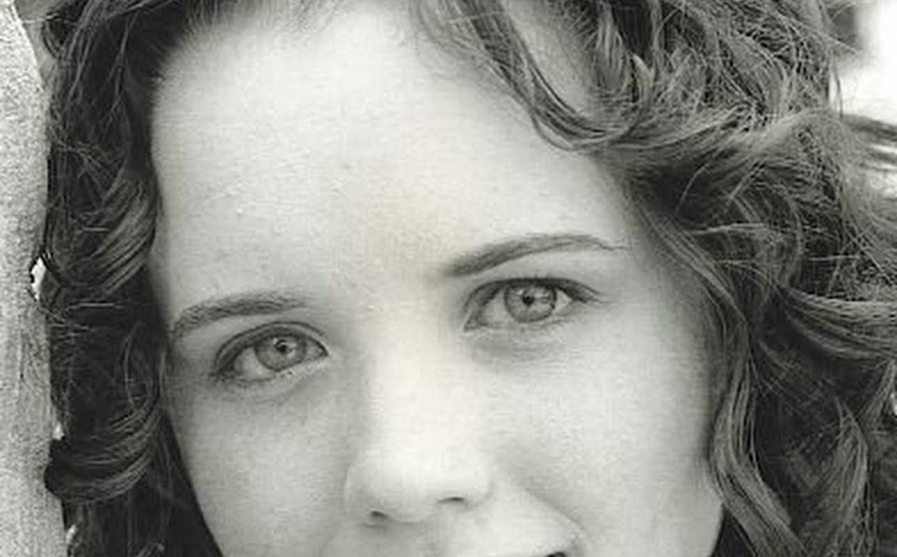 Phoebe Strole