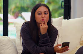 Love & Translation, Season 1: Aniyo Thank You