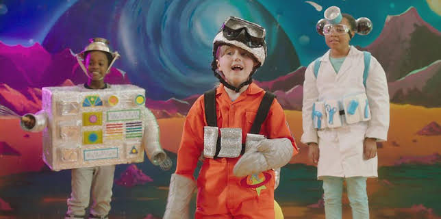 4:05 PM: Biff and Chip (S1) | Cbeebies | 12/20 2025