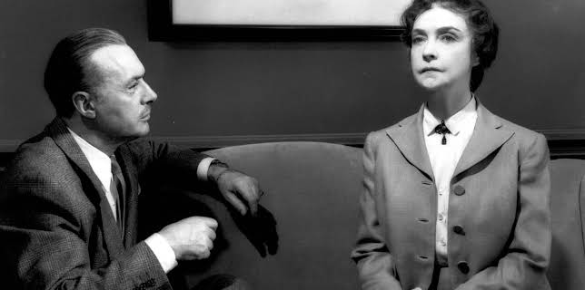 12:00: La tela de araña | TCM | 1/11 2025