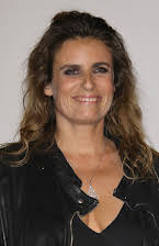 Lisa Azuelos as Director