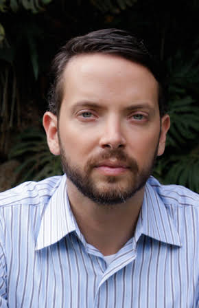 Leandro Arvelo as 