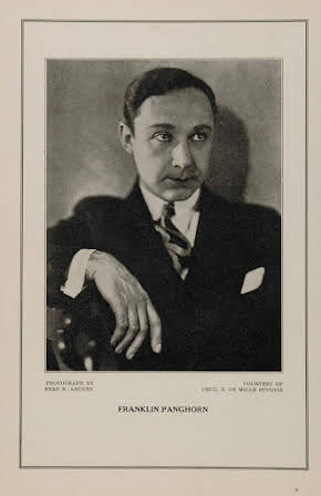 Franklin Pangborn as 