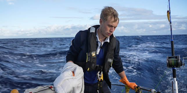 14:20: Över Atlanten (S9 E6) (S9) | Kanal 5 | 10/11 2025