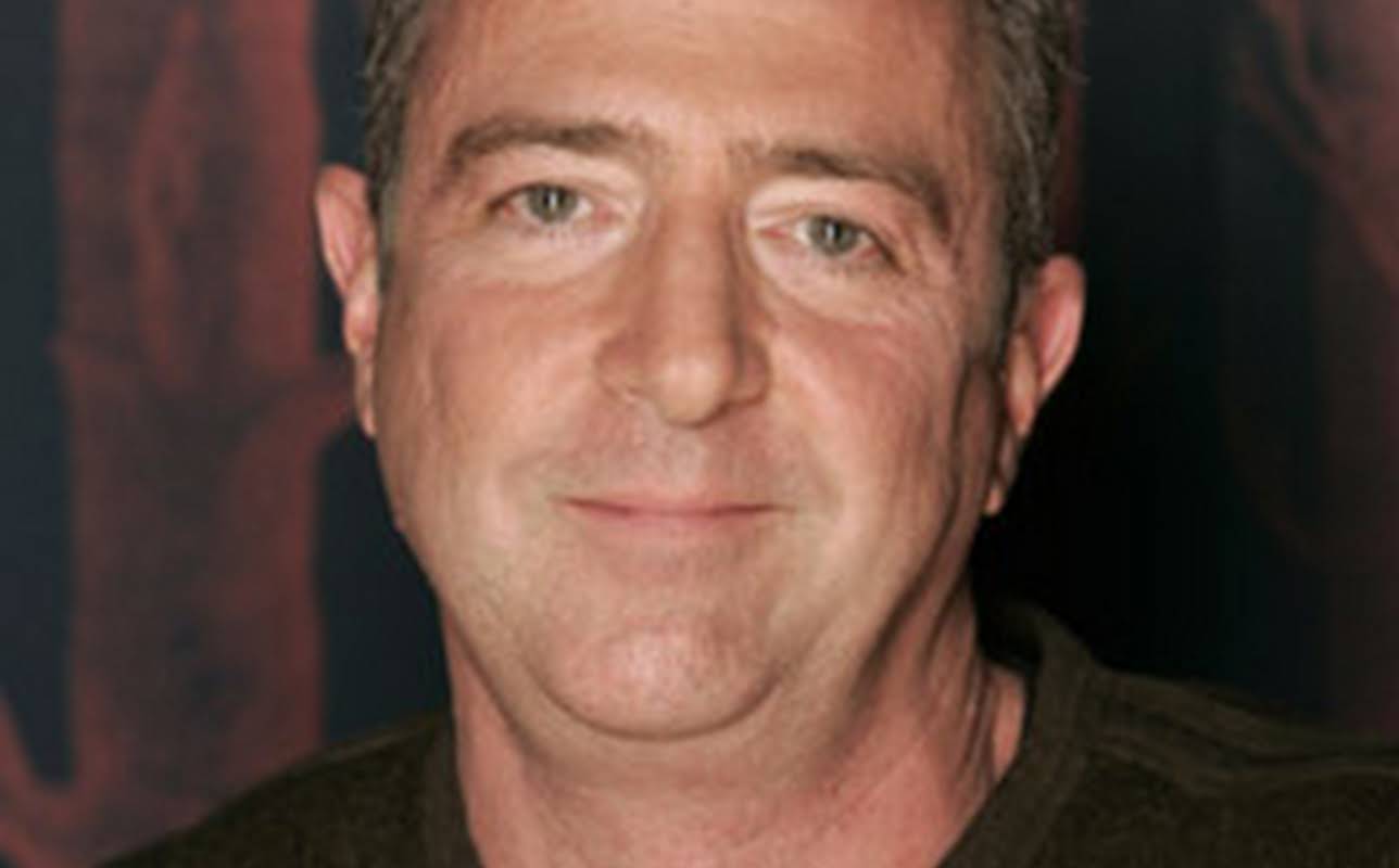 Robertson Dean