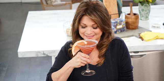 17:50: Valerie's Home Cooking (S4 E12) (S4) | TLC | 1/12 2026