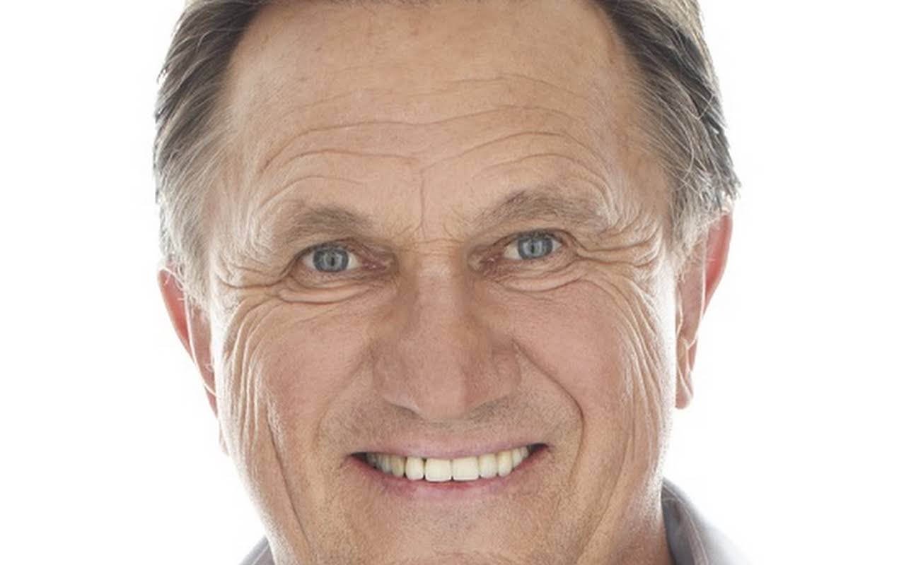 Frankie J. Holden