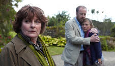 Vera (S3 E1)