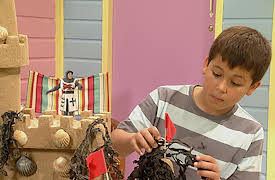 Season 1: The Most Splendiferous Sandcastle in Sunnysands | A Fabulous Family Photo