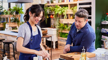21:00: The Great Cookbook Challenge with Jamie Oliver | TV8 | 6/17 2026