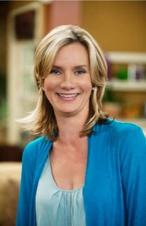 Beth Littleford as 