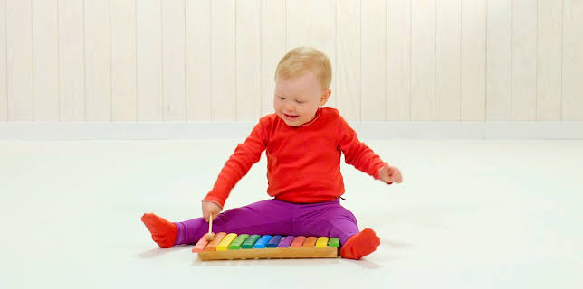 17:00: Minimaanah | NRK Super | 11/8 2025