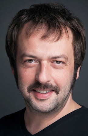 Okan Yalabık as 