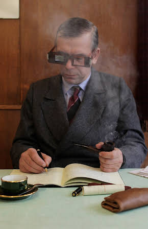 Philippe Torreton as 