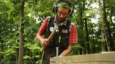 15:00: Treehouse Masters (S7 E14) (S7) | Animal Planet | 12/30 2025