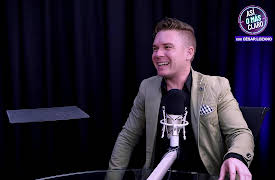 Así o más claro con el Dr. César Lozano season-1: El secreto que ningún mago te cuenta, con Ernesto Posse