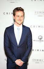 Richard Alan Reid as Bell Boy 
  
  
  (as Richard Reid)