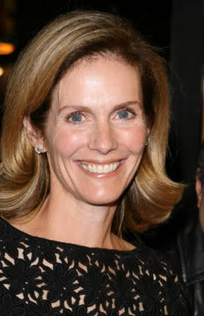 Julie Hagerty as 