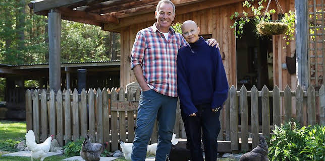 6:30 PM: Robson Green's Weekend Escapes (S4) | BBC Two | 1/20 2026