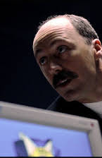 Nicholas Bell som McCloy's Accountant