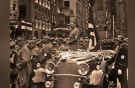 The Modern Political Tradition: Hobbes to Habermas: Totalitarianism and Total War