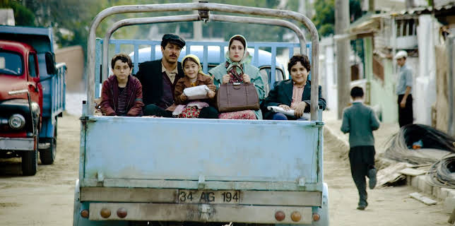 16:10: Almanya - Willkommen in Deutschland | RTL 2 | 12/27 2025